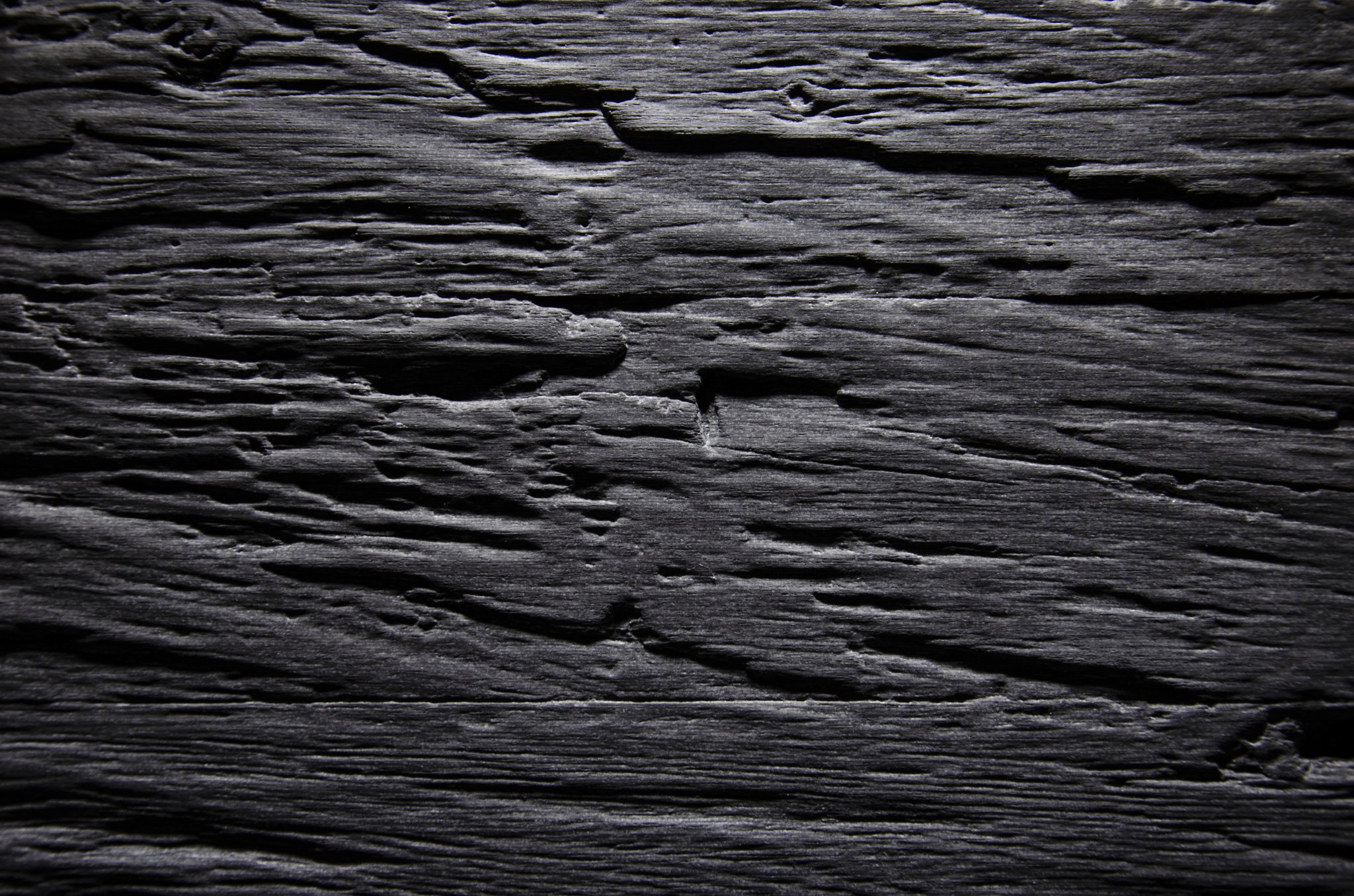 2590 - CHOPPED WOOD - Black Ash optic lacquered - Fineline veneer