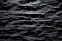 [:de]Smooth Bark Alpi schwarz Asche optik Holz in Form[:en]Smooth Bark Alpi black ash optic Holz in Form[:]
